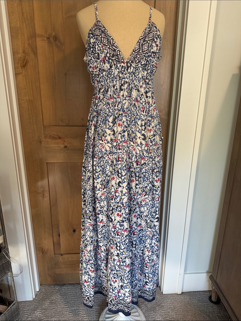 Nostalgia Boho Floral Maxi Dress Womens L Open Tie‑Back Deep V 100% Rayon tiered